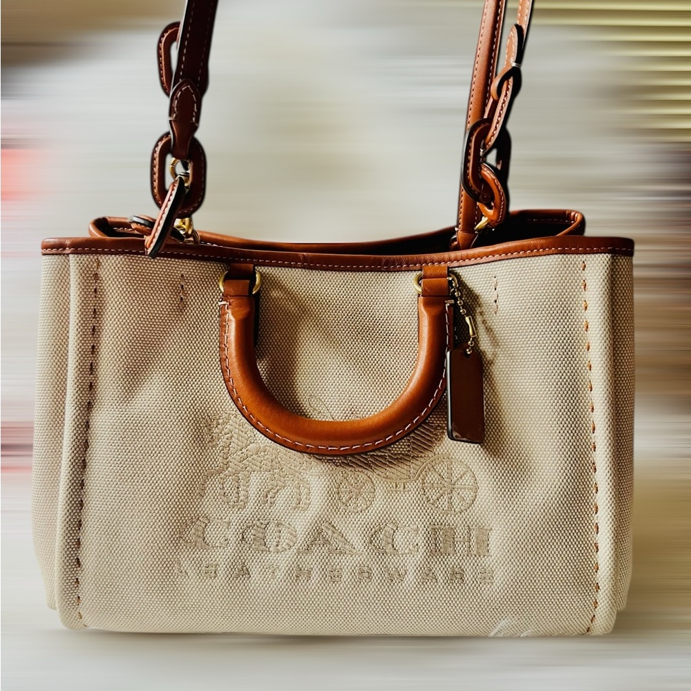 SOLD ❌❌ $498 BARELY USED Coach Reese 28 Canvas Tote Satchel - Picture 6 of 14